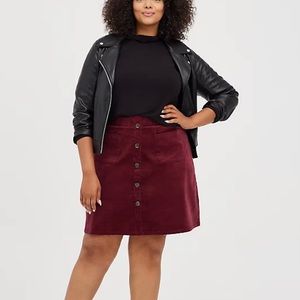 TORRID BUTTON FRONT MINI SKIRT - CORDUROY BURGUNDY, size 1